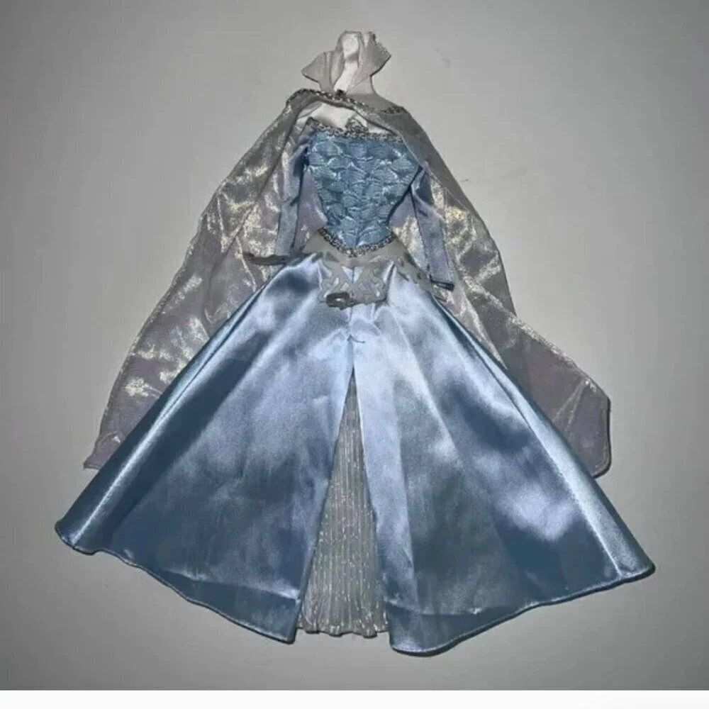 Disney Sleeping Beauty Winter Frost Blue Gown Doll Dress 2 Capes Barbie Size